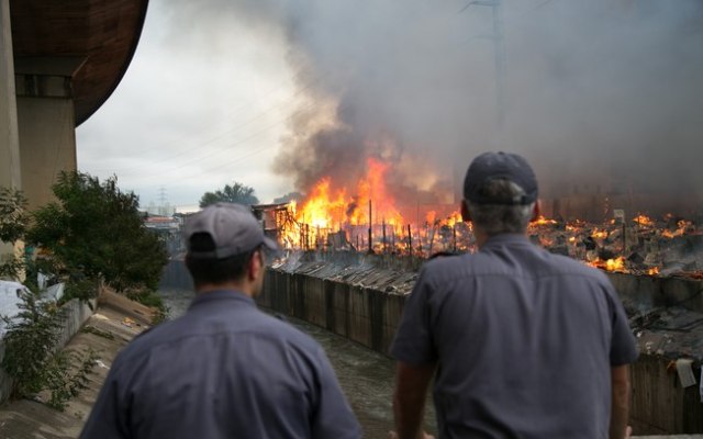 ejizxn7875xpc9j456v4s3b1r